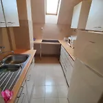 Sziget Apartamento *