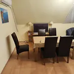 Sziget Apartman *
